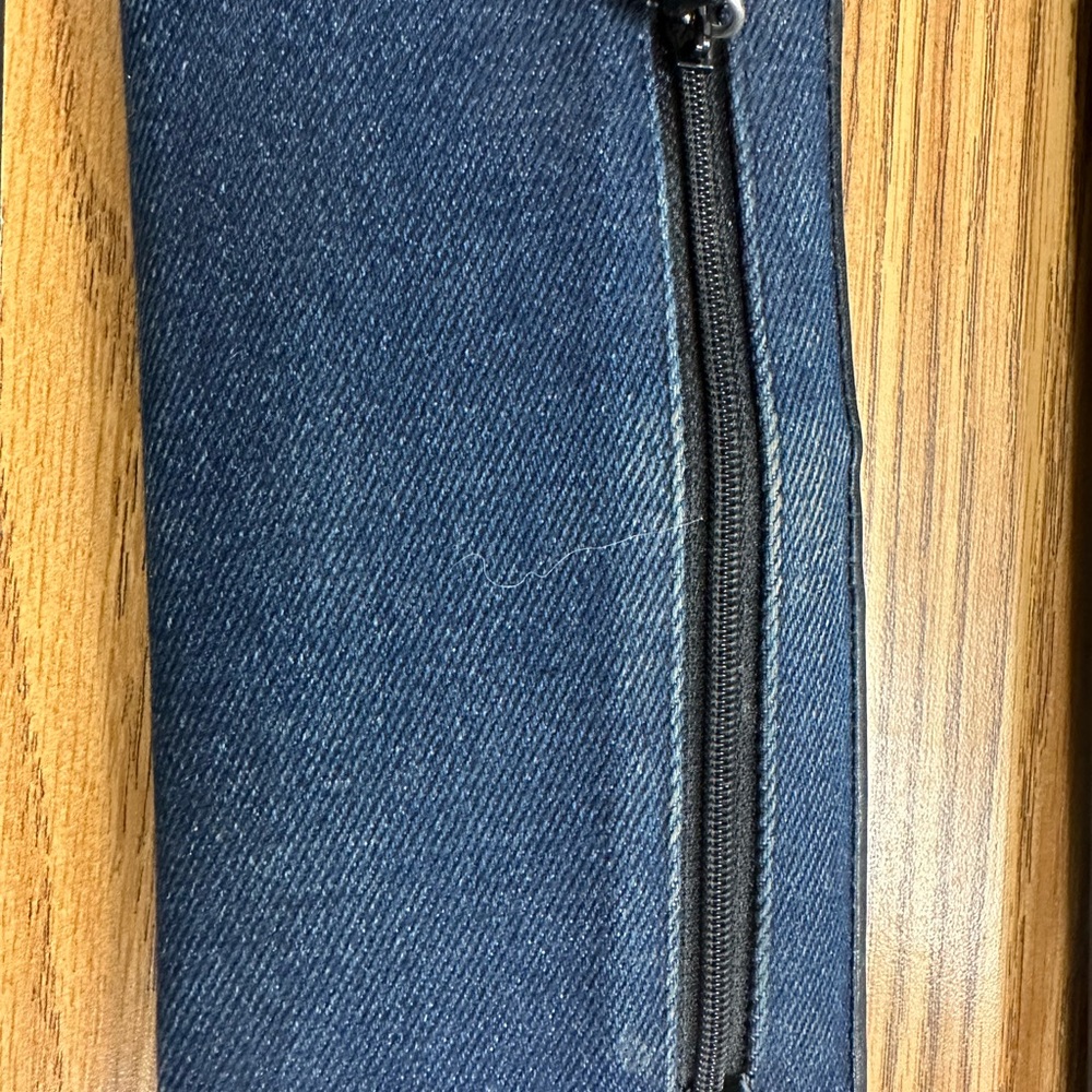 Brighton wallet